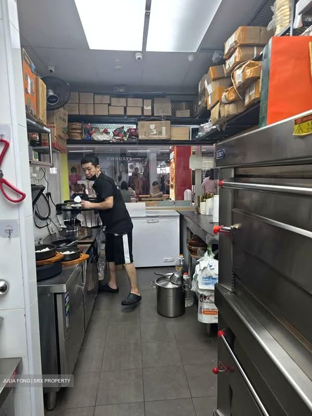 Toa Payoh Central (D12), Shop House #546936981